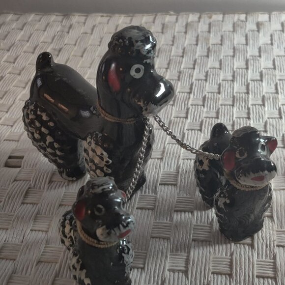 French Poodle Mom and Pups taking a walk , Vintage from Japan, pure silliness! - Picture 5 of 6